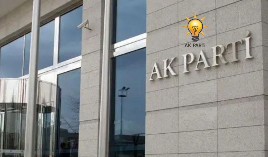AK Parti Seyhan İlçe Başkanlığı'nda yeni yürütme kurulu açıklandı