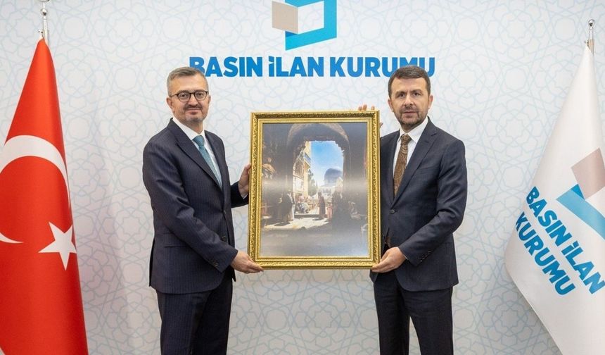 İletişim Başkanı Duran, Basın İlan Kurumu’nu ziyaret etti