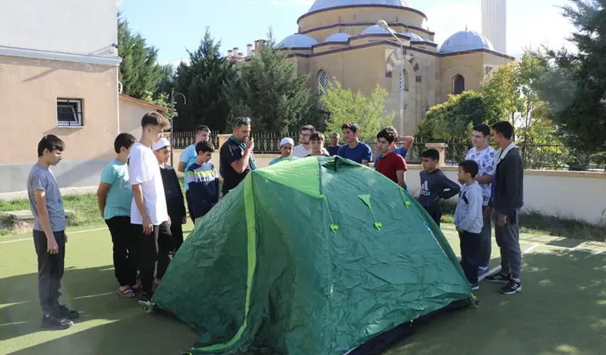 Kozan Gençlik Merkezi'nden doğa tutkunlarına müjde: İzcilik Kulübü başlıyor!