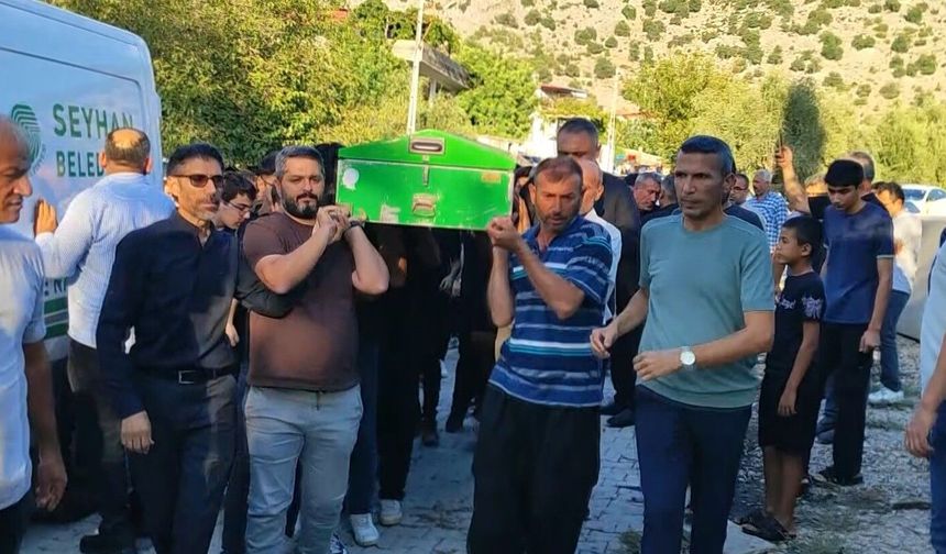 Kozan'ı yasa boğan kaza: 17 Yaşındaki Selçuk toprağa verildi