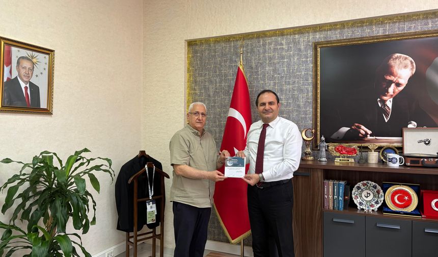 MHP Seyhan İlçe Başkanı'ndan Müdür Çelik’e davet