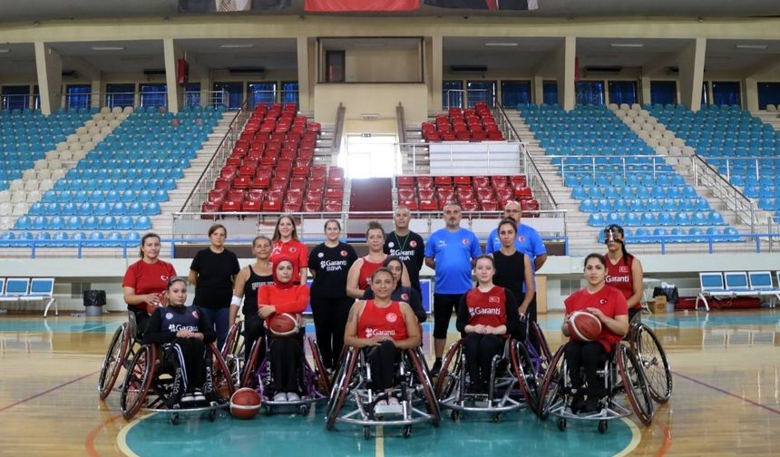 Milliler Avrupa Şampiyonası’na Adana’da hazırlanıyor