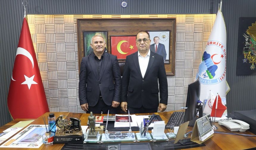 Pekmezli Mahalle Muhtarı'ndan Saimbeyli Belediye Başkanı Mahmut Dal'a ziyaret