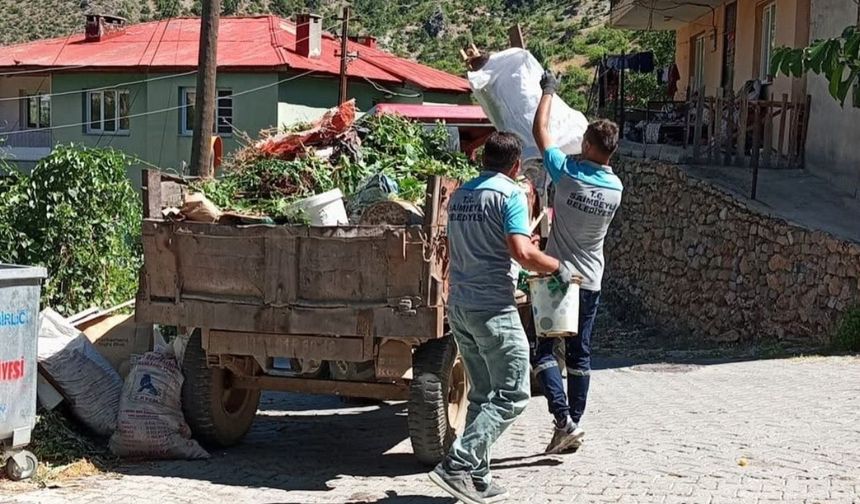 Saimbeyli’de daha temiz çevre için çalışma