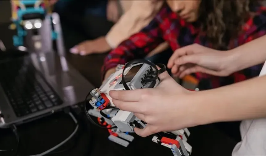 Sarıçam Gençlik Merkezi’nde Robotik Kodlama eğitimi başlıyor!