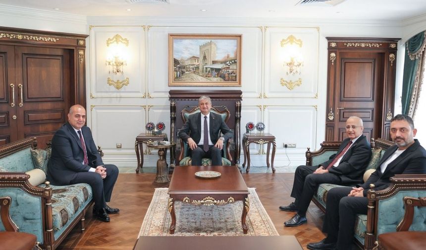 Vali Yavuz, MHP Adana İl Başkanı Hakan Yıldırım ve yönetimini kabul etti