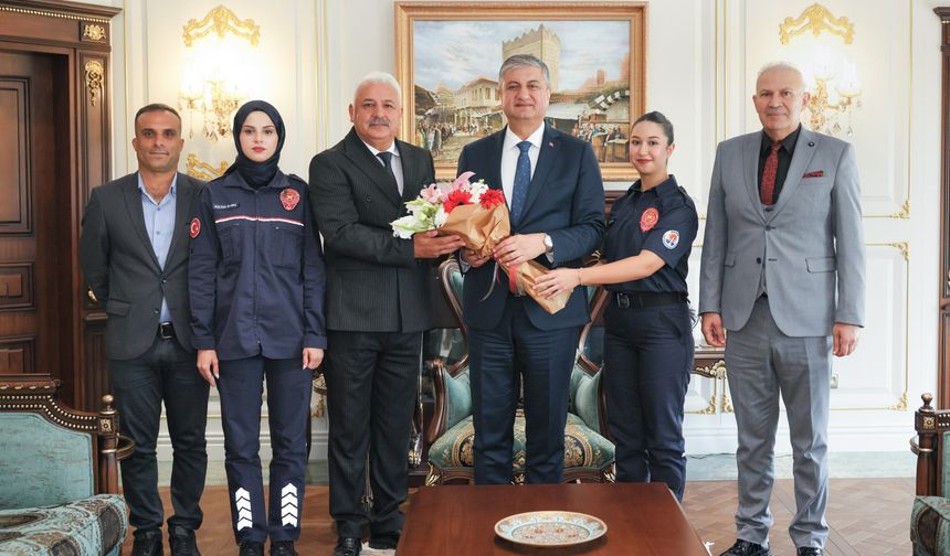 Vali Yavuz’dan İtfaiye Teşkilatına kabul: “Can kurtarmak için umut oluyorsunuz”