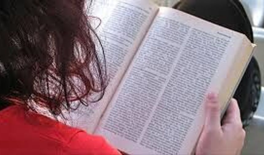 Yeşilay Adana Şubesi’nden kitap severlere davet: “Kitap halkası” başlıyor
