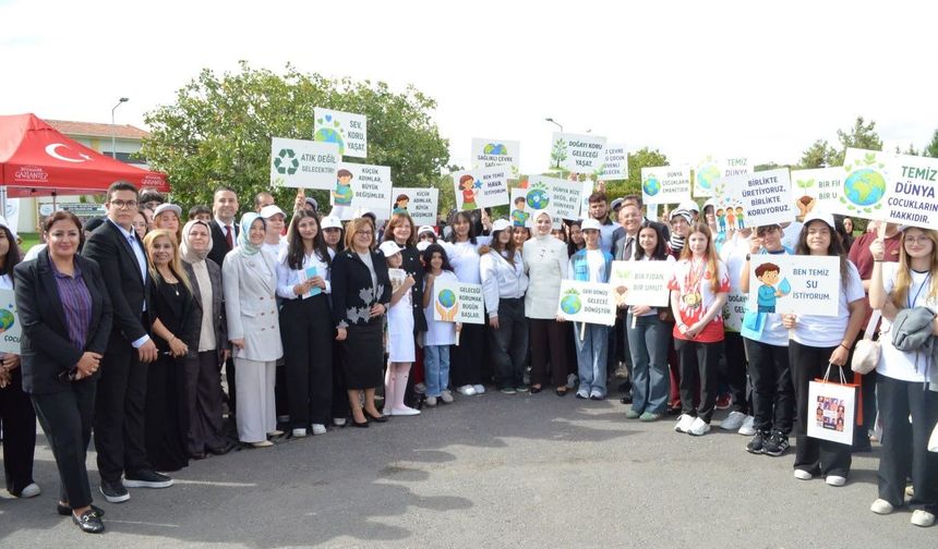 Adana Çocuk Komitesi'nden Gaziantep'te COP31 zirvesi: "Dünyayı Dönüştüren Çocuklar"