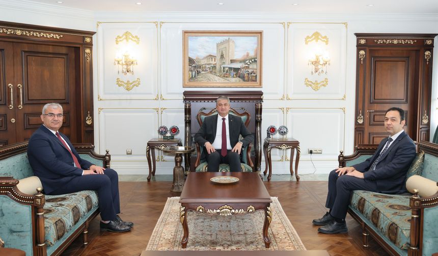 Adana Valiliği’nde anlamlı kabul: Sosyal Hizmetlerde yeni dönem