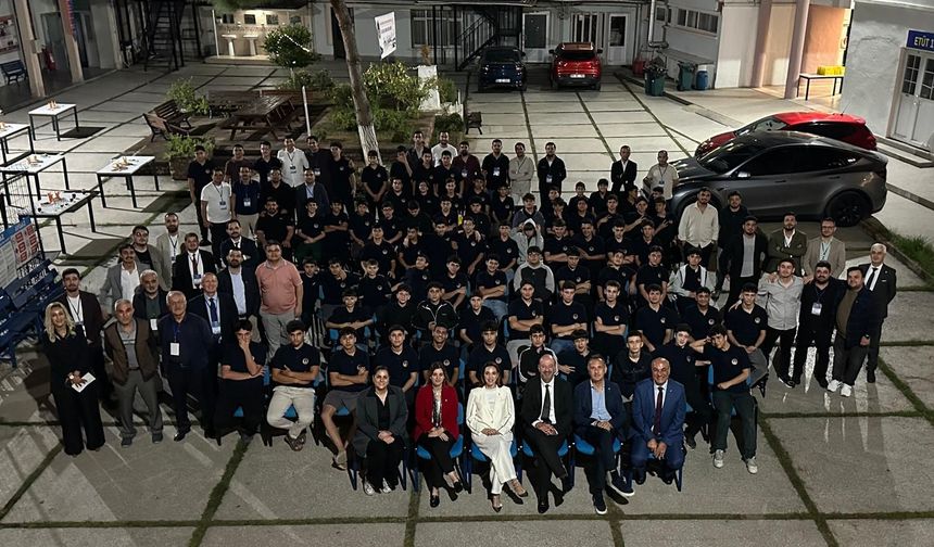 Adana’da 1949’dan bugüne yurt geleneği: İlk mezunlar buluşması düzenlendi