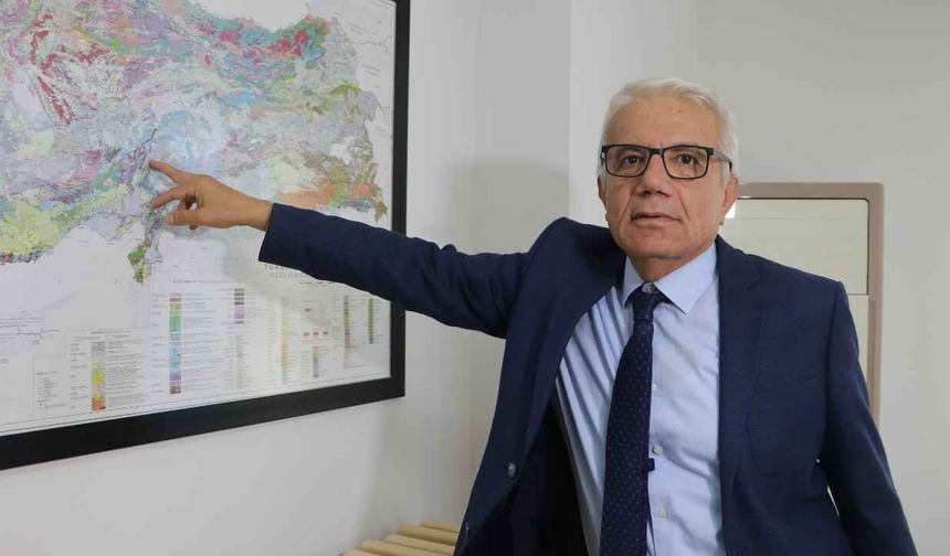 Adana’daki depremler için Mehmet Tatar’dan açıklama: “Bir uyarı olarak kabul edelim”