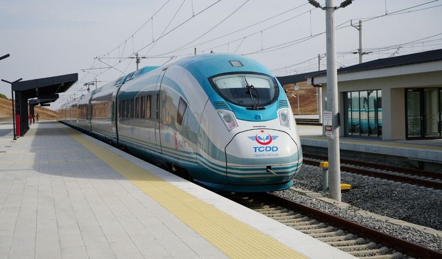 Adana'ya hızlı tren ne zaman gelecek? Bakan Uraloğlu'ndan yeni açıklama