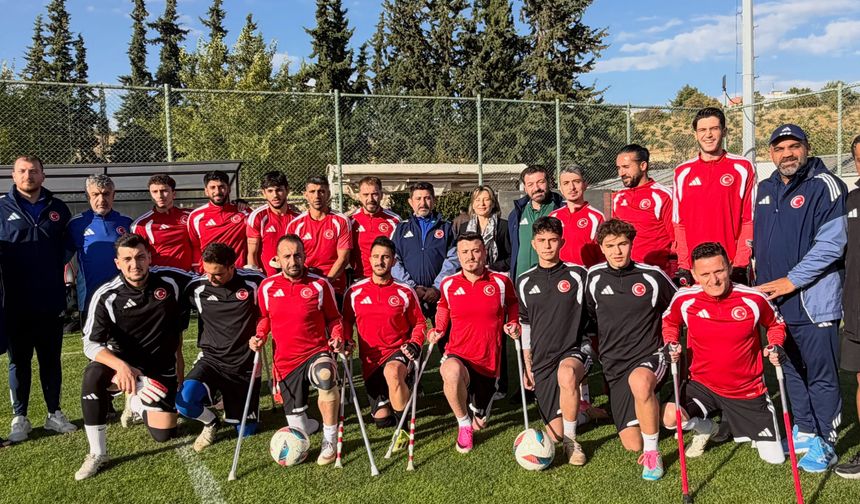 Ampute Futbol A Millî Takımı’na Dünya Kupası Öncesi Gaziantep kampında moral ziyareti!