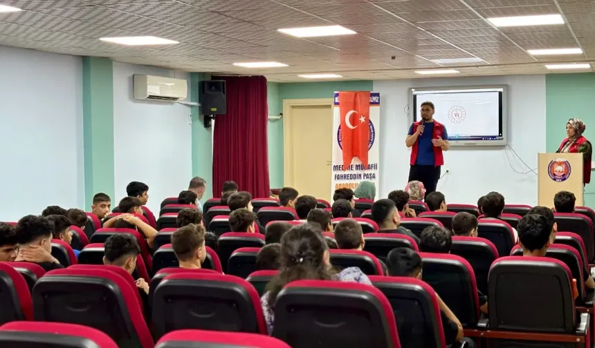 Atakent Gençlik Merkezi'nden liselere ziyaret: "Gençlerle merkezde buluşuyoruz"