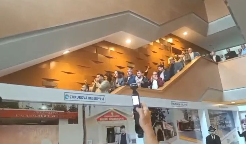 Çukurova’da seçim sonrası “Hak, hukuk, adalet” sloganları yükseldi