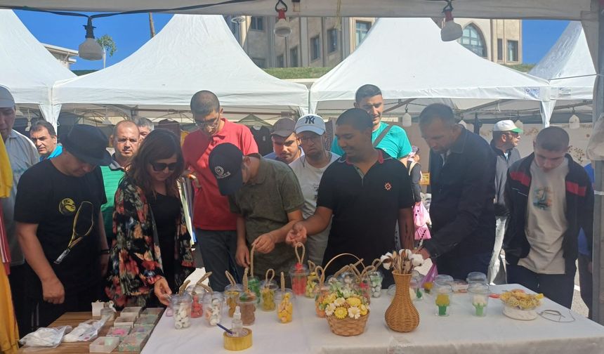 Karaisalı Engelsiz Yaşam Merkezi'nden pazar gezisi