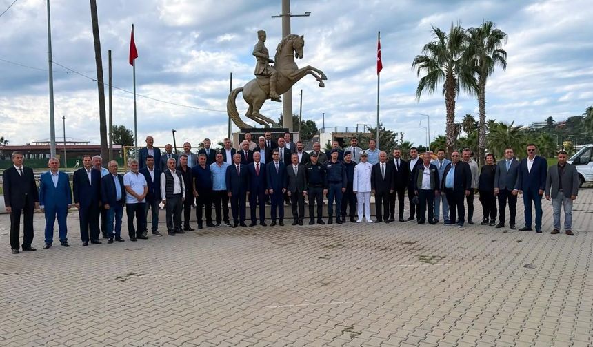 Karataş’ta Muhtarlar Günü birlikte kutlandı