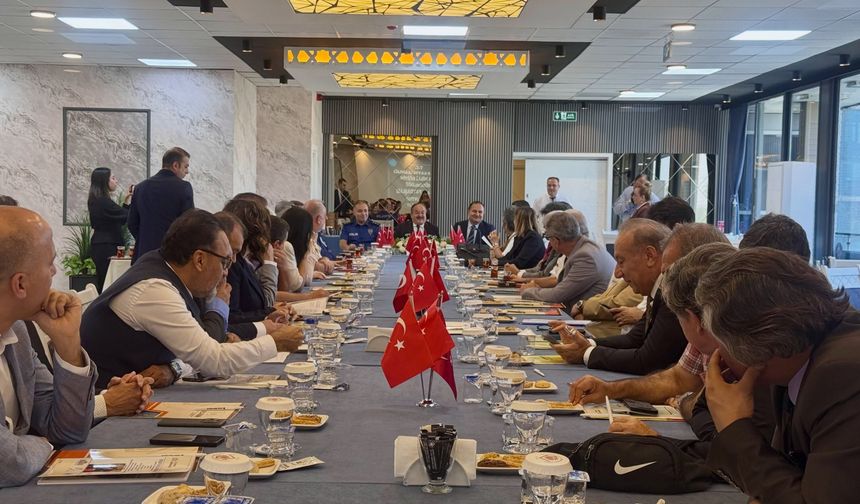 Seyhan'da eğitime ortak akıl desteği: "Mahalle Paydaşları Projesi" başladı