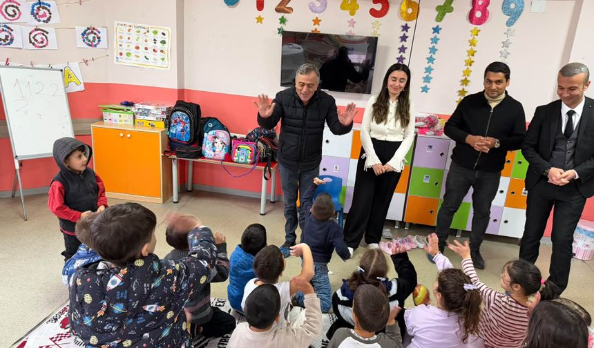 Tufanbeyli Belediyesinden miniklere 29 Ekim sürprizi