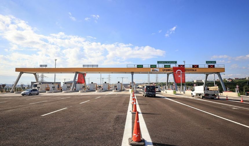 Yaz trafiğini rahatlatacak otoyol açıldı: 2,5 saatlik yol 18 dakikaya düştü