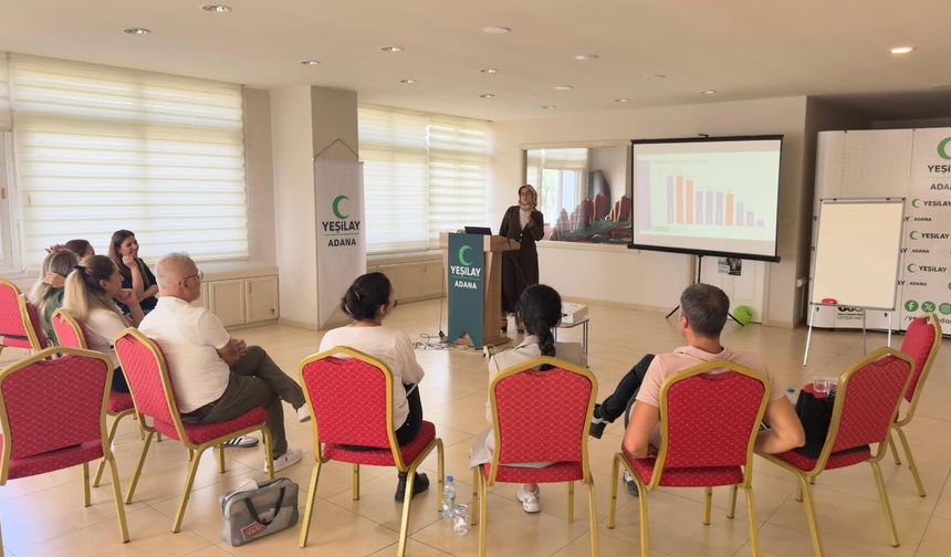 Yeşilay Adana Şubesi'nden Emniyet Psikologlarına Davranışsal Bağımlılıklar eğitimi
