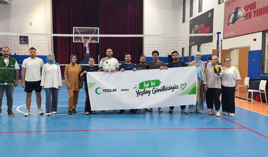 Yeşilay Adana'dan gençlere spor dolu gün: Atakent'te Voleybol coşkusu