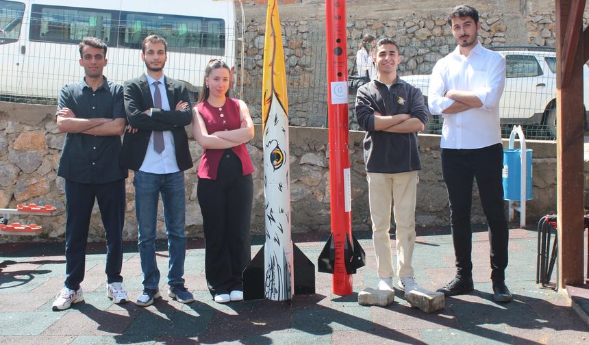 Saimbeyli'de öğrencilere roketlerin çalışma sistemi anlatıldı