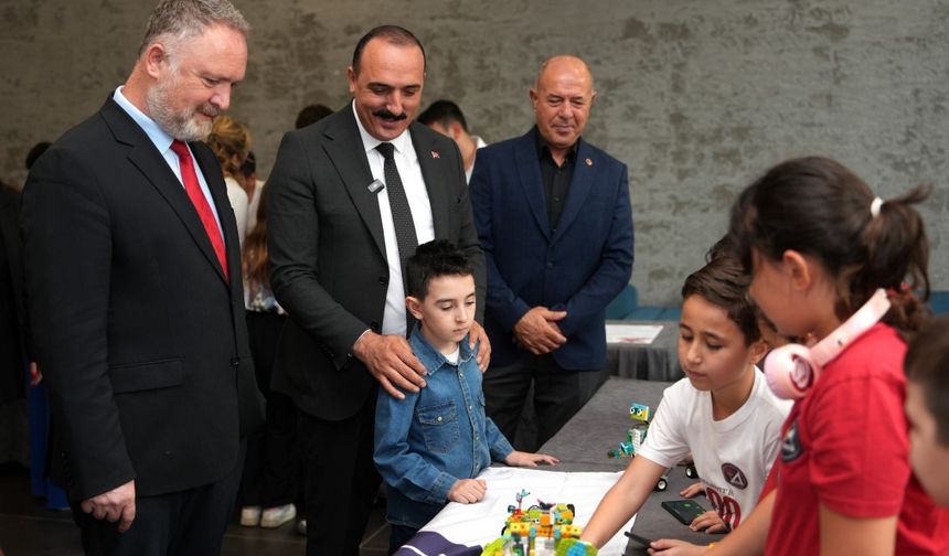 Konyaaltı Bilim Buluşmaları'nın ikincisi düzenlendi