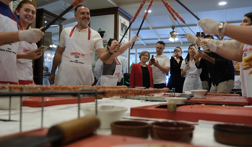 Adana Kebap Atölyesi'nde Azerbaycan rüzgarı