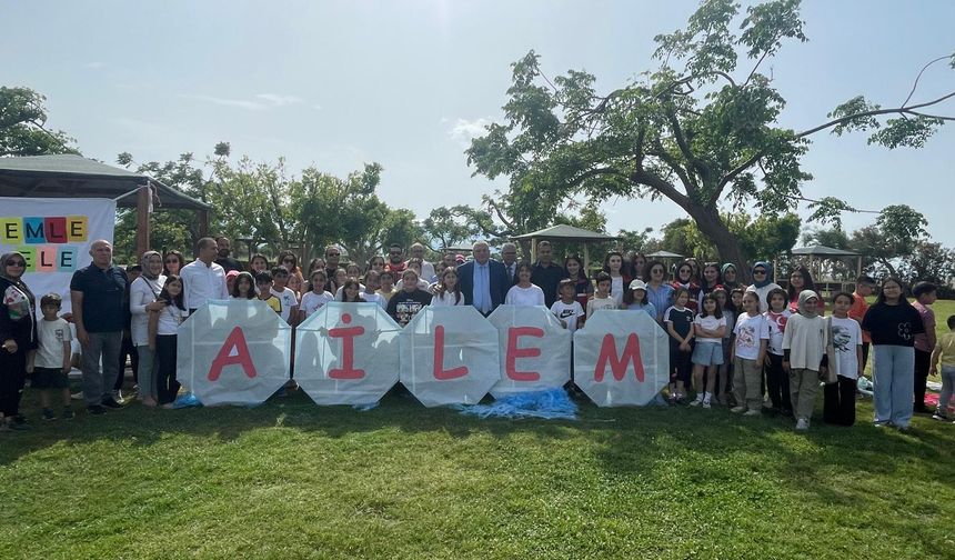 Kumluca'da ‘Aile Yılı’na özel uçurtma şenliği ve boyama etkinliği