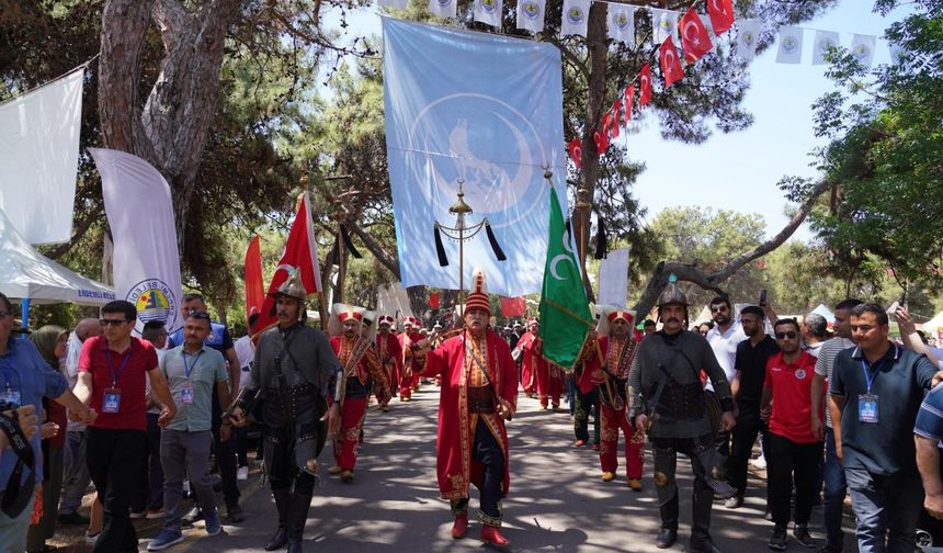 Mersin’de 10 binden fazla kişi 32. Geleneksel Türkmen Şöleni’nde buluştu