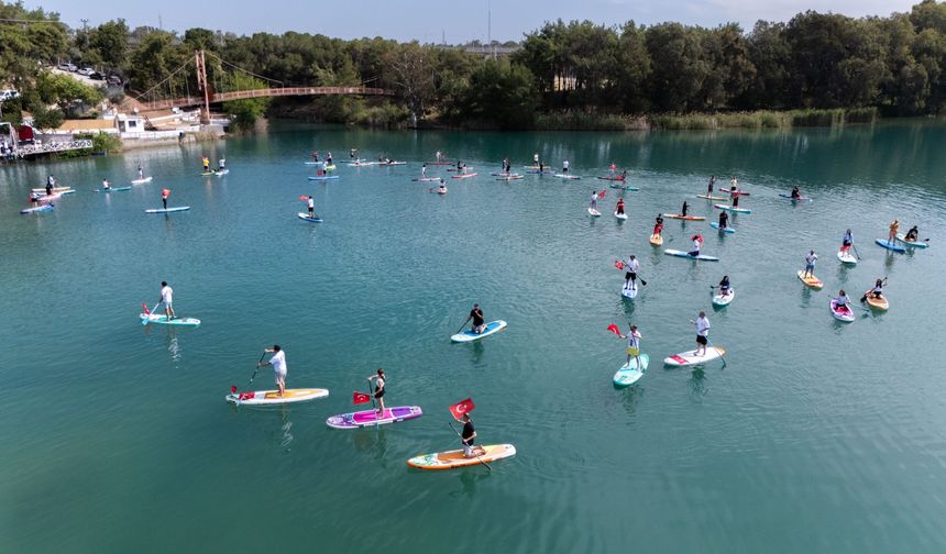 Seyhan Nehri’nde 19 Mayıs Coşkusu